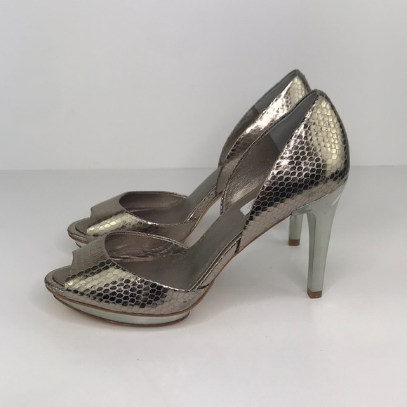 BCBGMaxAzria Osario Metallic Leather Platform Heel - Picture 3 of 11